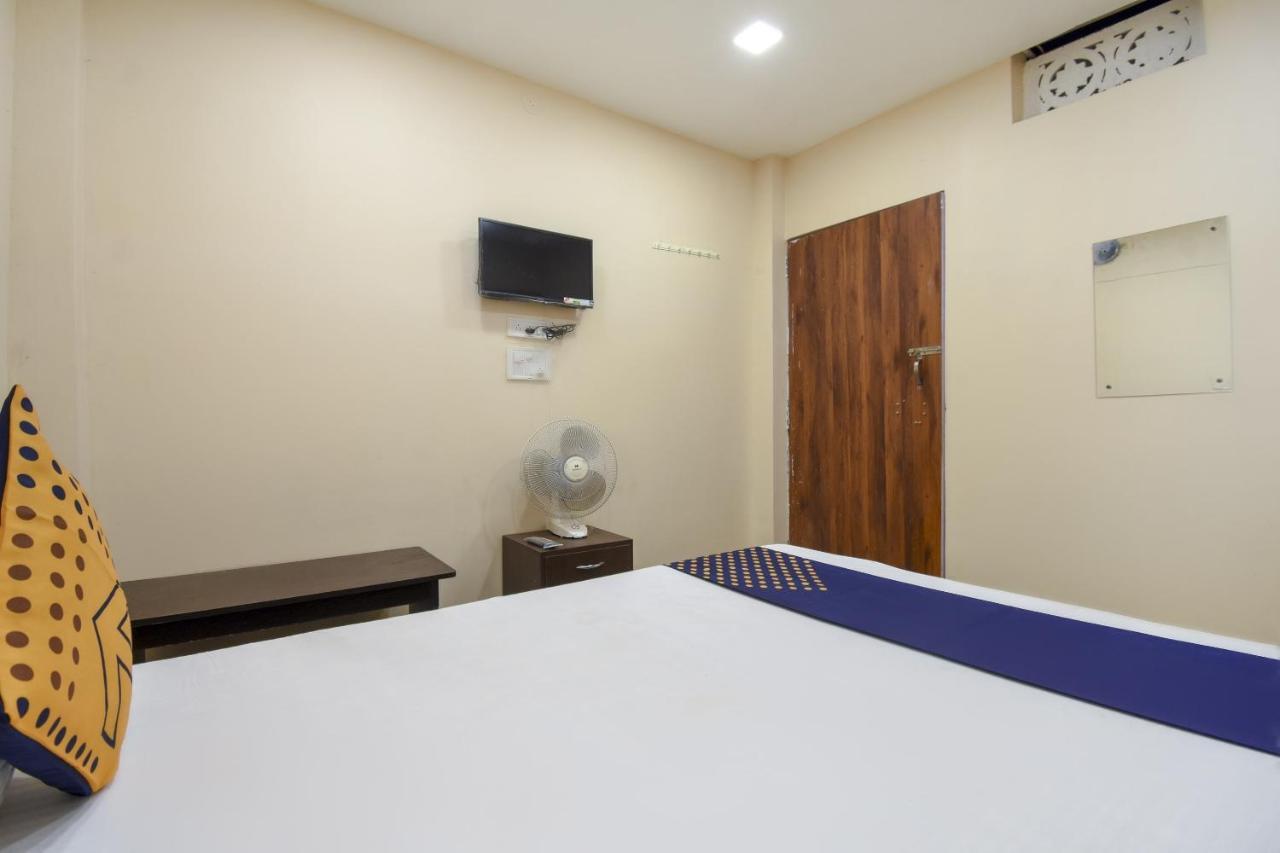 Spot On Harihar Hotel Джамшедпур Екстериор снимка