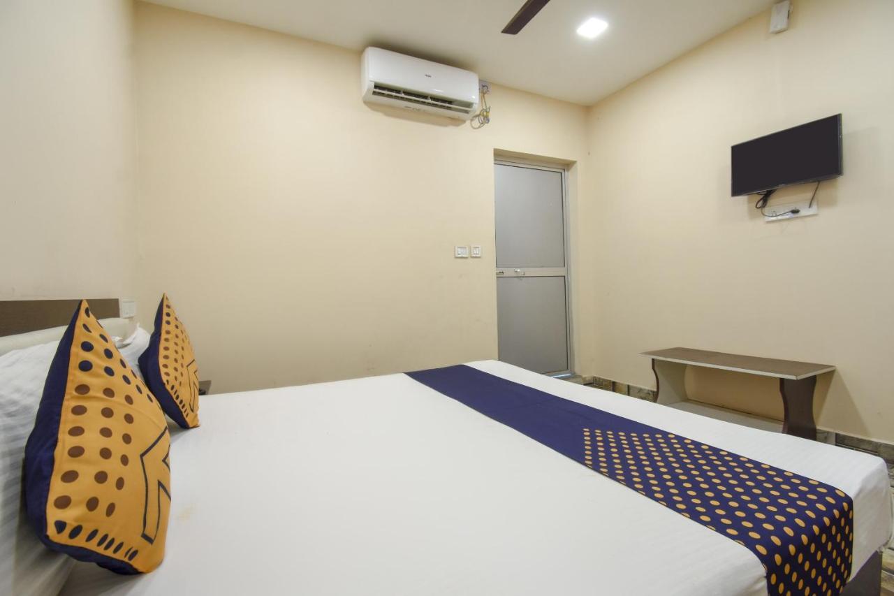 Spot On Harihar Hotel Джамшедпур Екстериор снимка